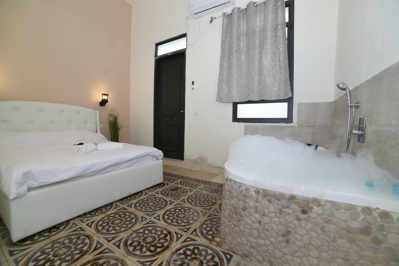 Shirat Ha-Agam Hotel Tiberias Buitenkant foto