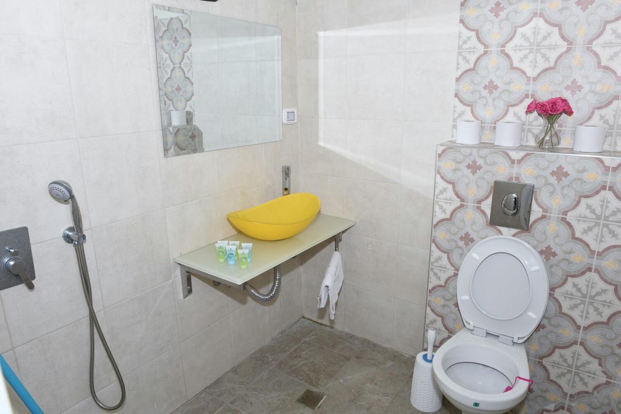 Shirat Ha-Agam Hotel Tiberias Buitenkant foto