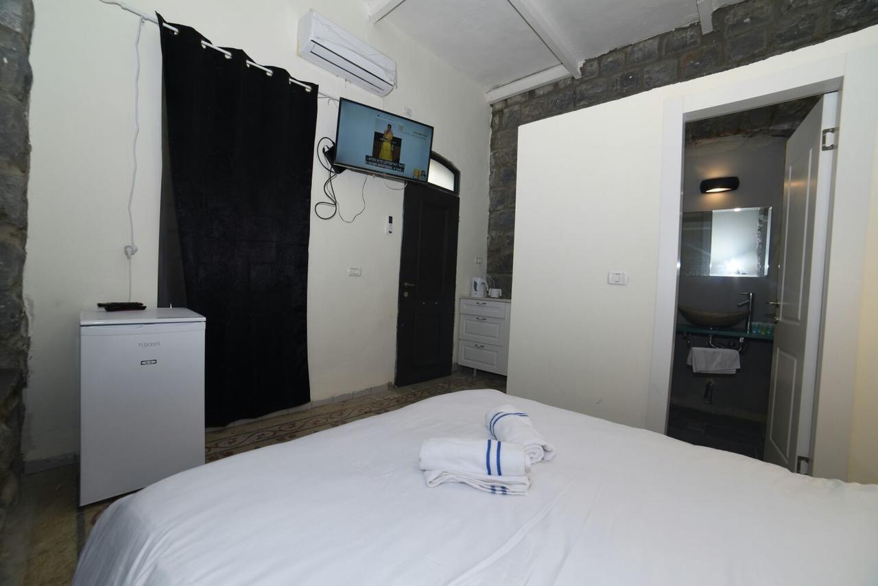 Shirat Ha-Agam Hotel Tiberias Buitenkant foto