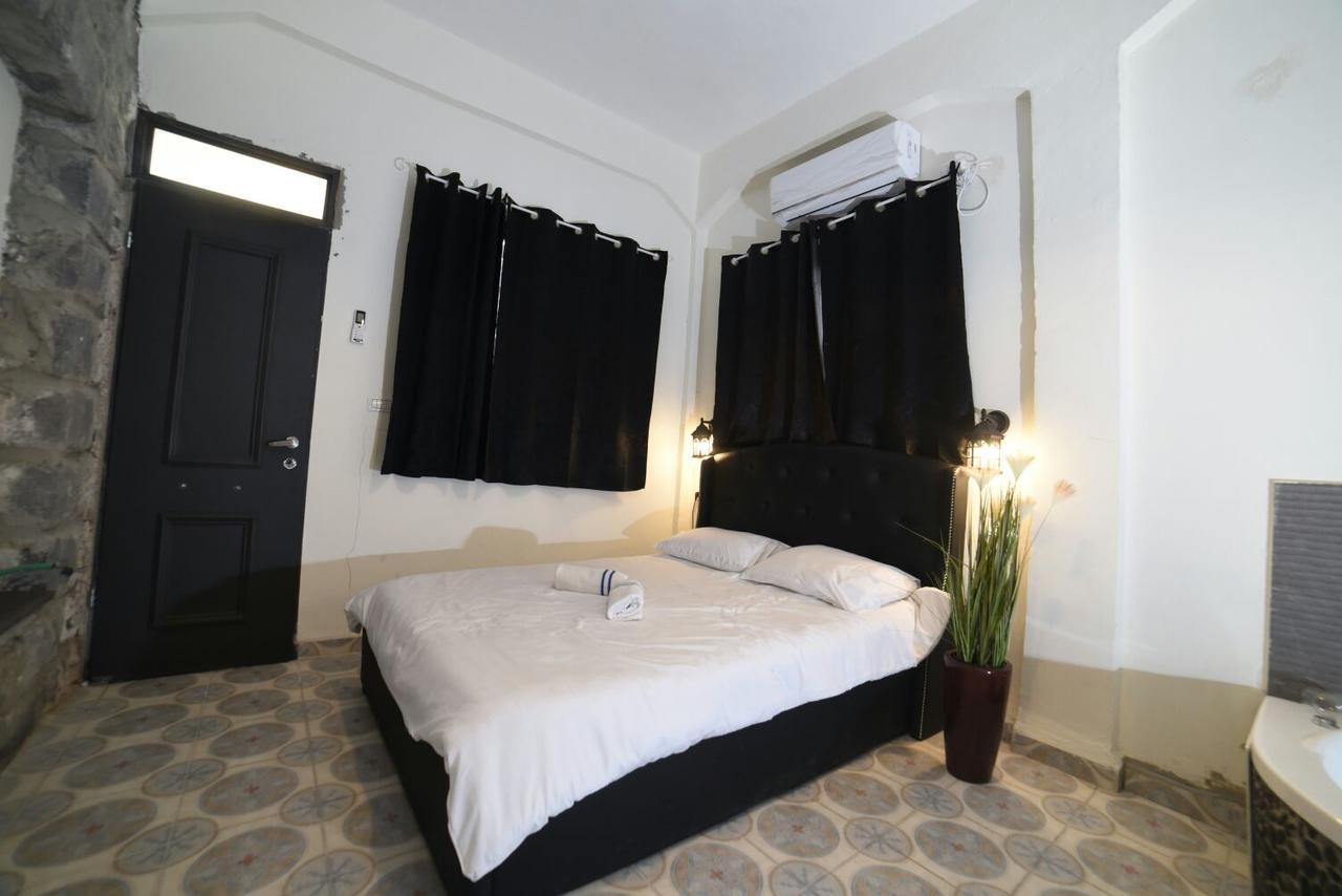 Shirat Ha-Agam Hotel Tiberias Buitenkant foto